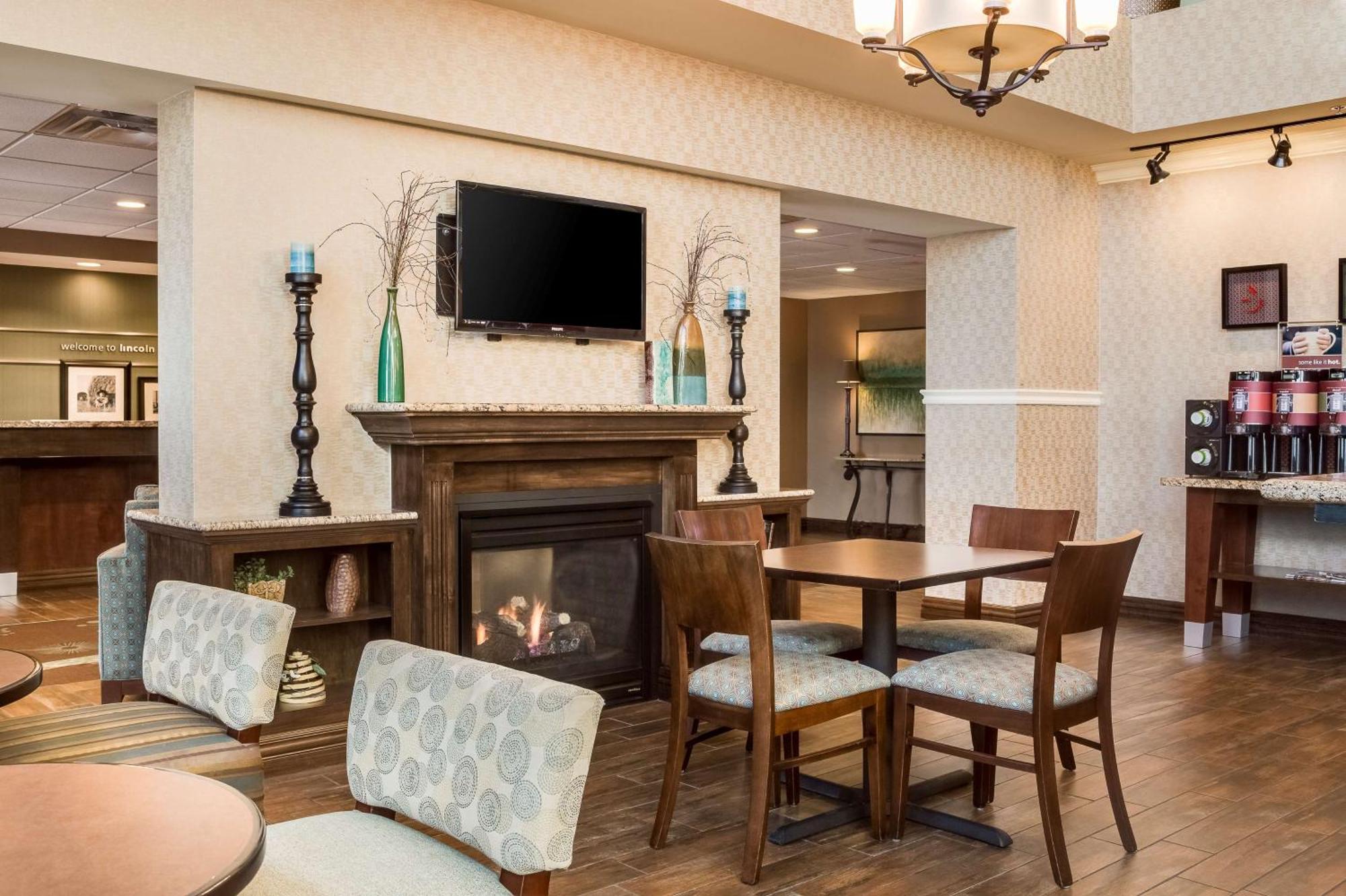 Hampton Inn And Suites - Lincoln Northeast Exteriör bild